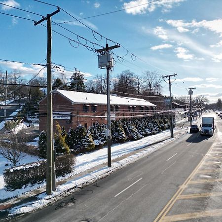 Central Motel Courtyard White Plains Esterno foto