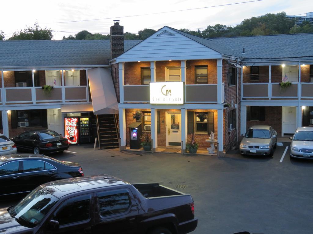 Central Motel Courtyard White Plains Esterno foto