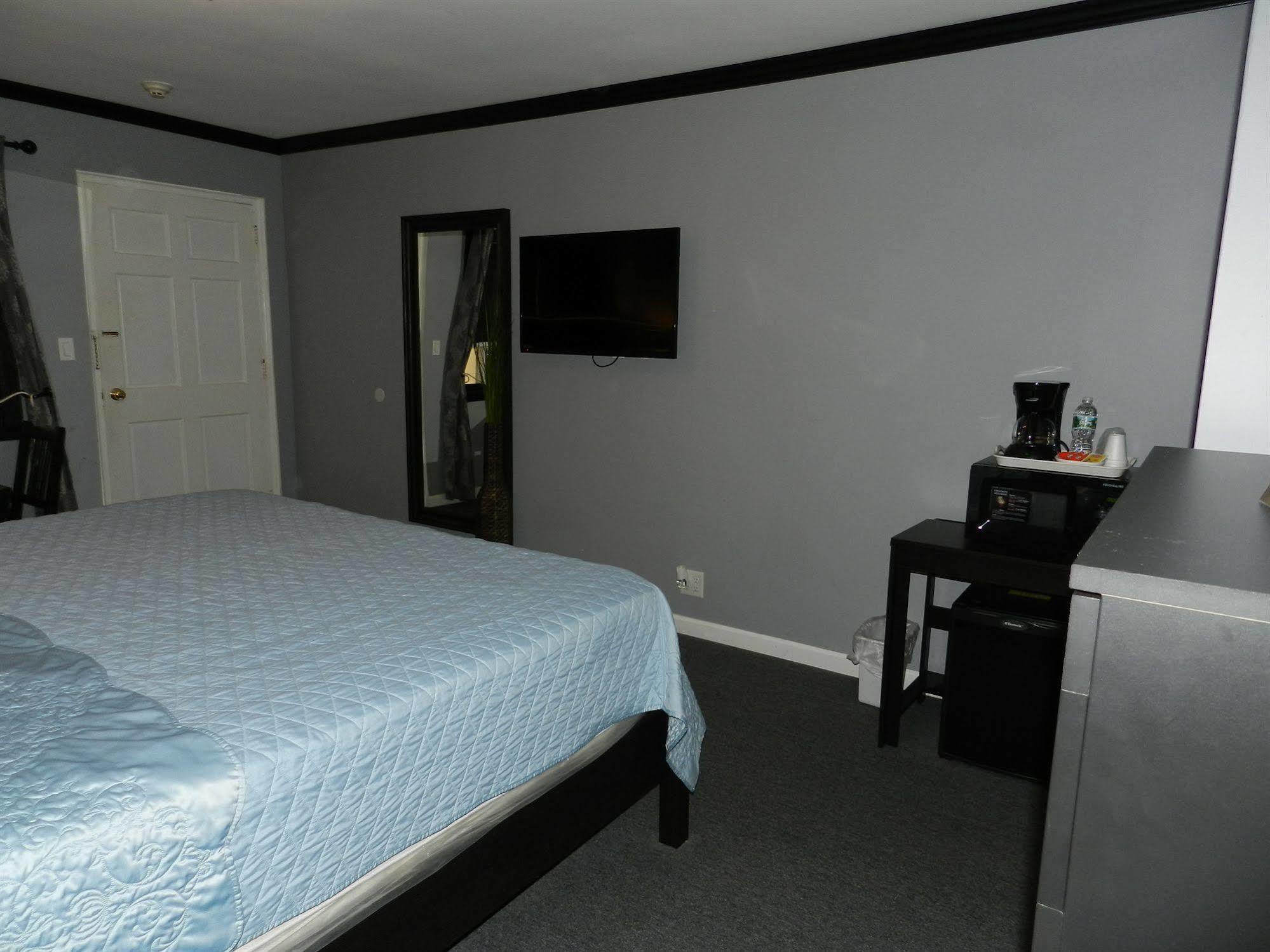 Central Motel Courtyard White Plains Esterno foto